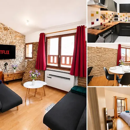 Apartman Charmant T3 Au Coeur Du Village Medieval *