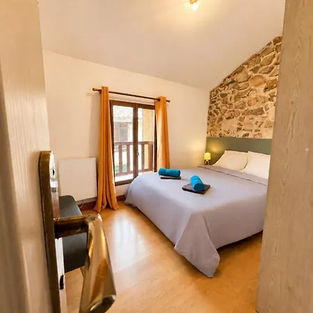 Apartman Charmant T3 Au Coeur Du Village Medieval *